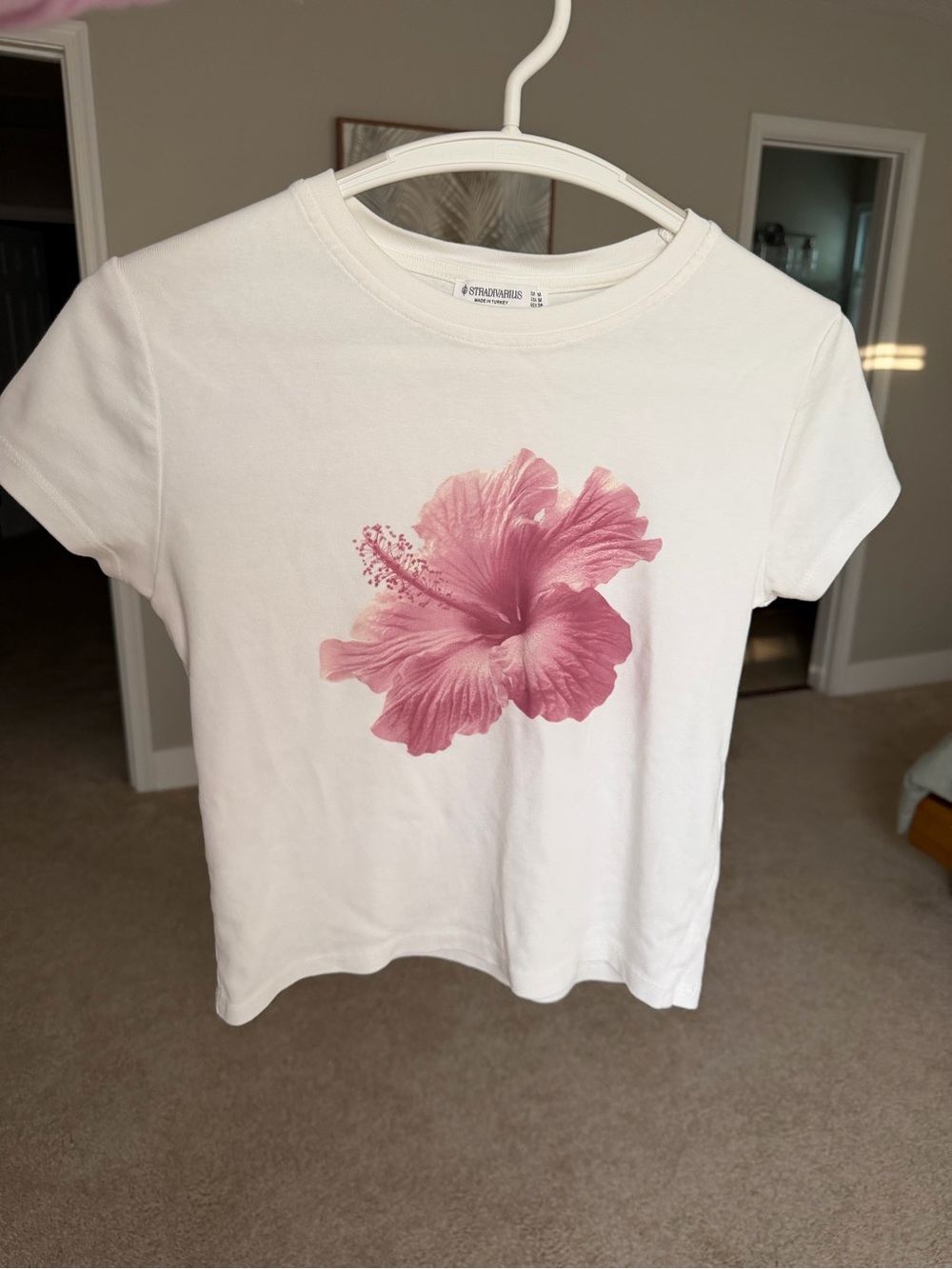 Stradivarius printed flower tee
